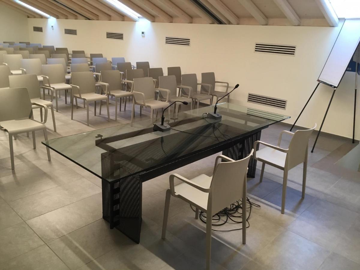 La Ripa Boutique Hotel Albino Dış mekan fotoğraf